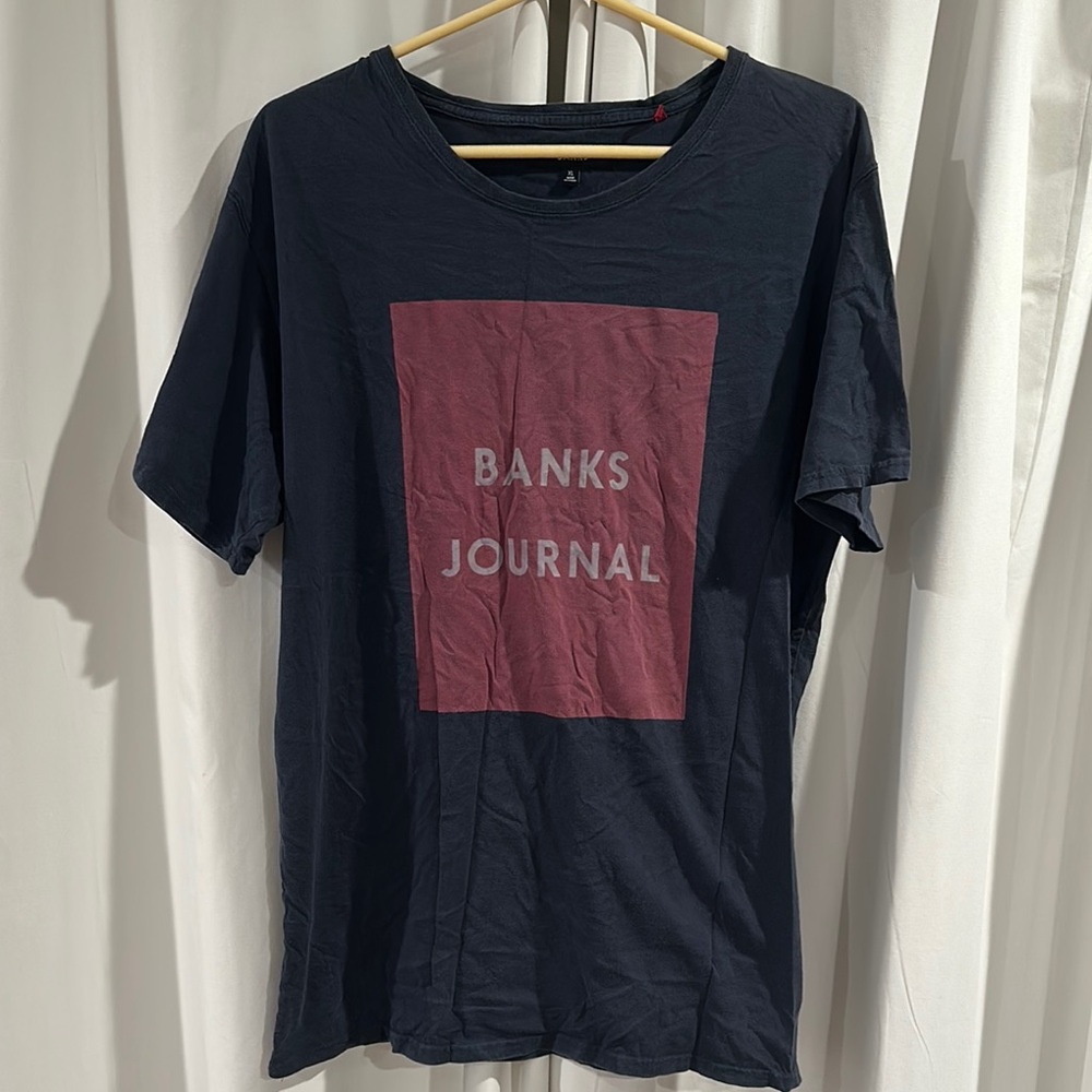 Banks Journal Men’s XL Navy T-Shirt